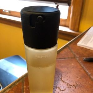 MAC prep and prime spray